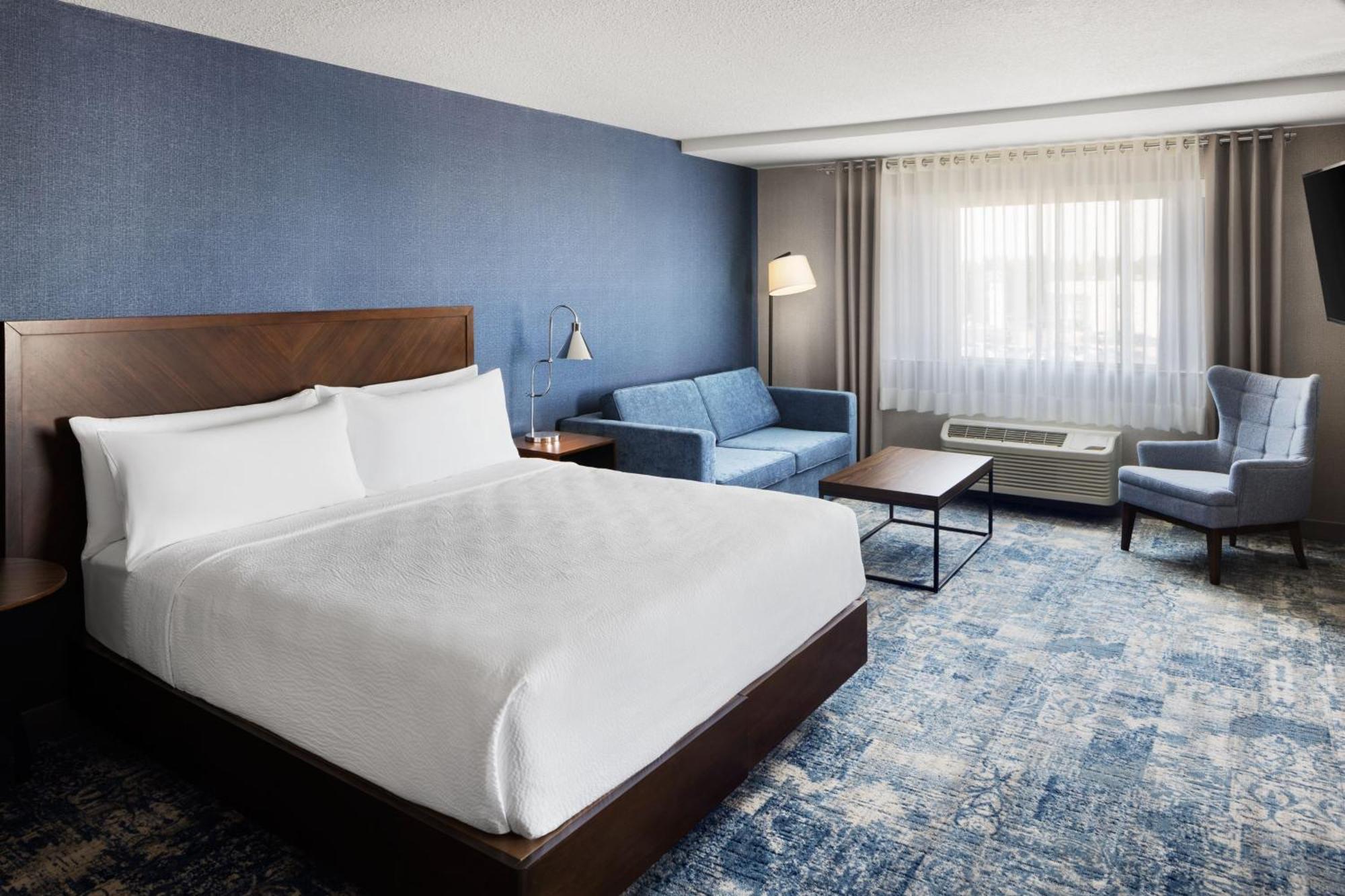 Four Points By Sheraton Edmonton South Экстерьер фото