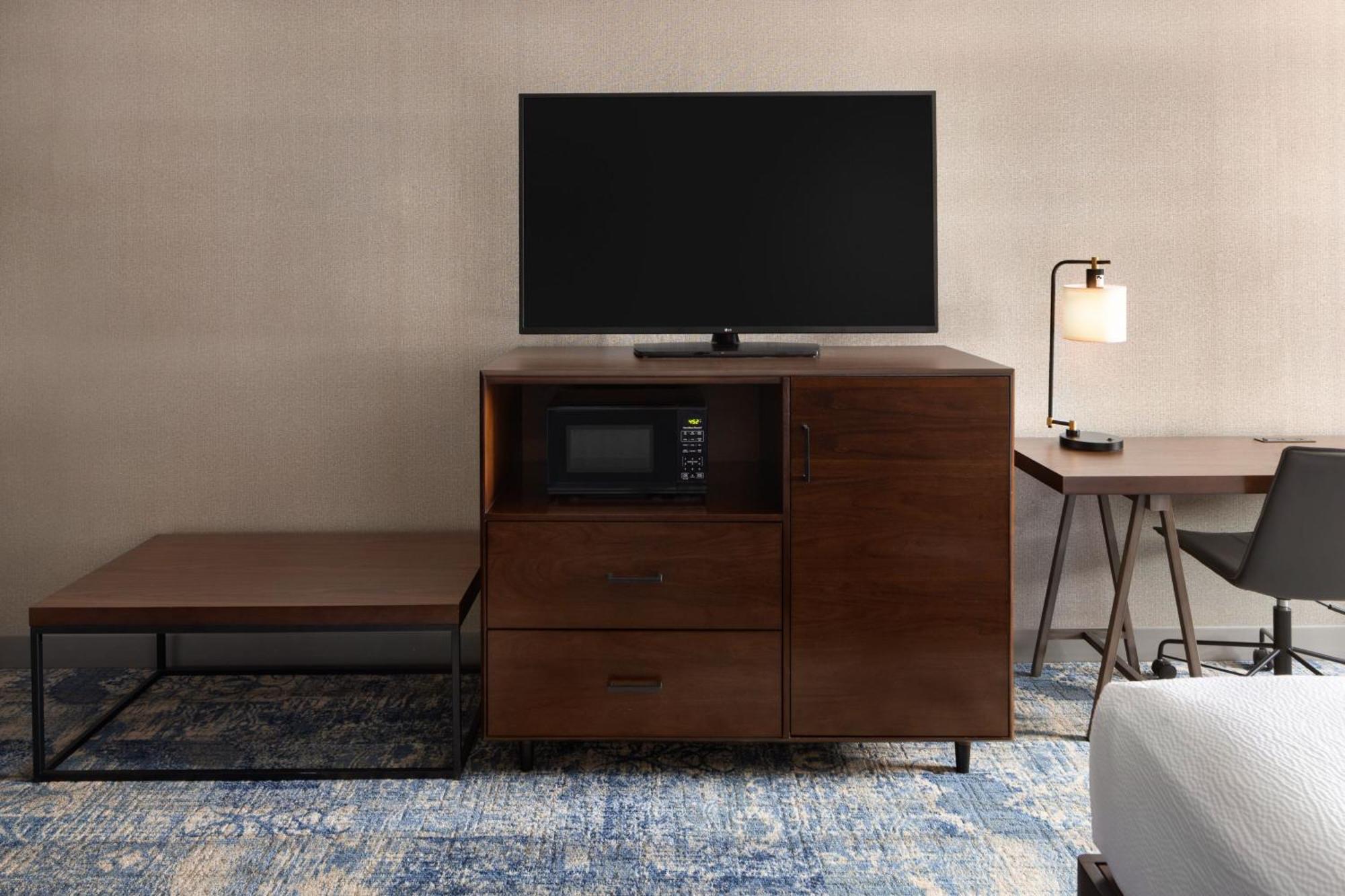 Four Points By Sheraton Edmonton South Экстерьер фото