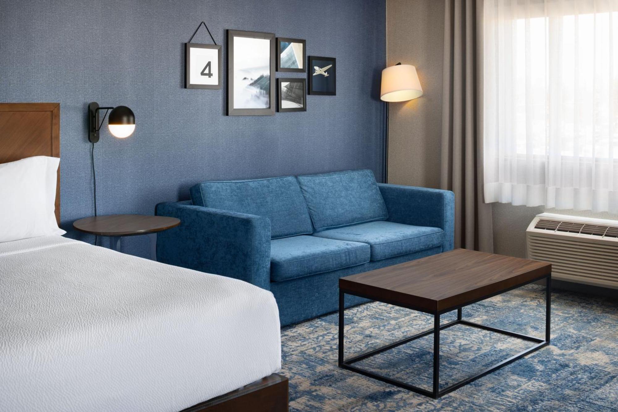 Four Points By Sheraton Edmonton South Экстерьер фото